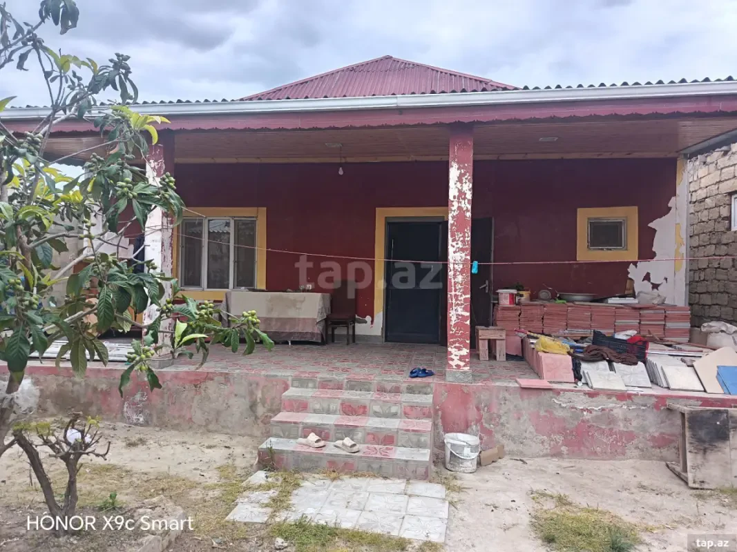 Satılır 3 otaqlı həyət evi 110 m²