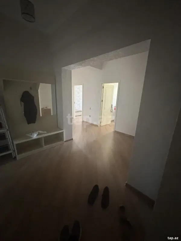 Kirayə verilir 3 otaqlı yeni tikili 112 m²