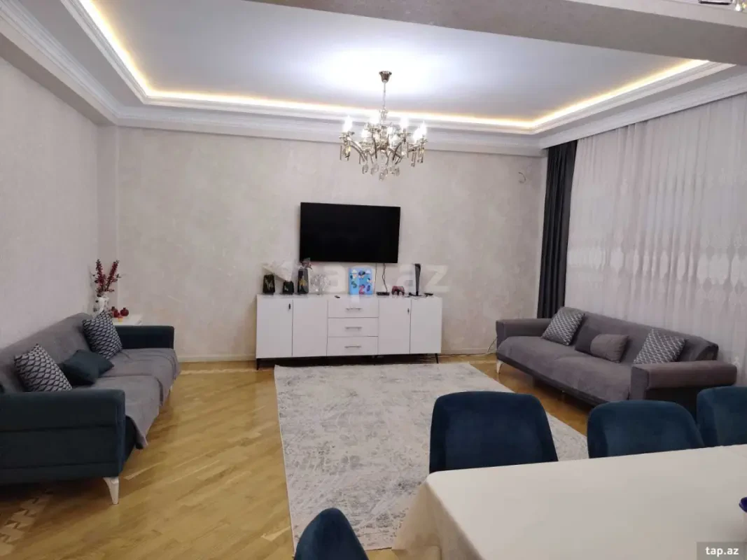 Satılır 4 otaqlı yeni tikili 190 m²