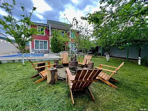 Kirayə verilir 8 otaqlı həyət evi 60 m² — Qəbələ 8 otaq 60.00 m²