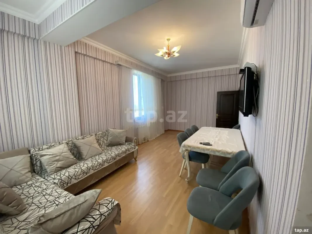Kirayə verilir 2 otaqlı yeni tikili 70 m²
