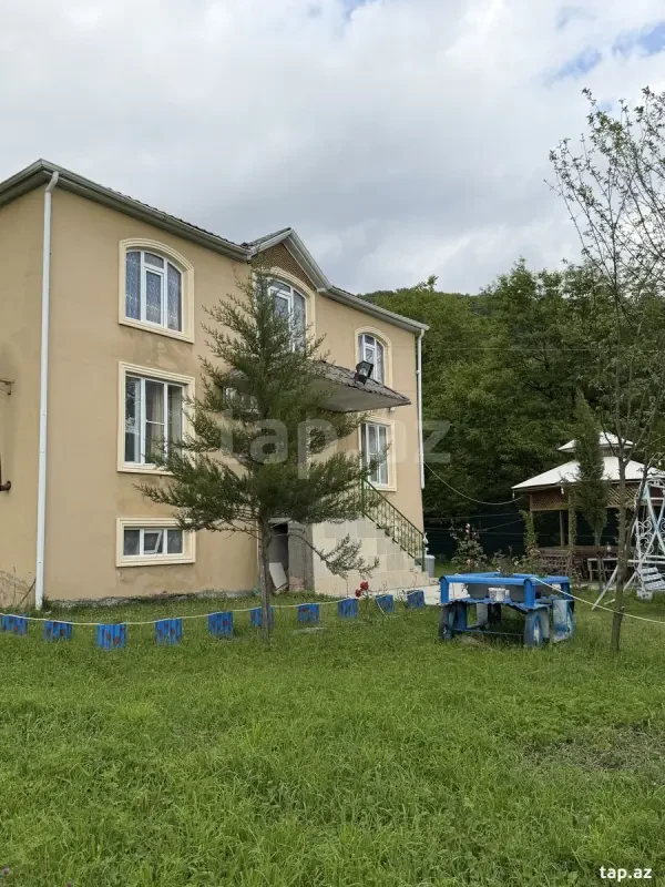 Kirayə verilir 2 otaqlı mənzil 45 m²