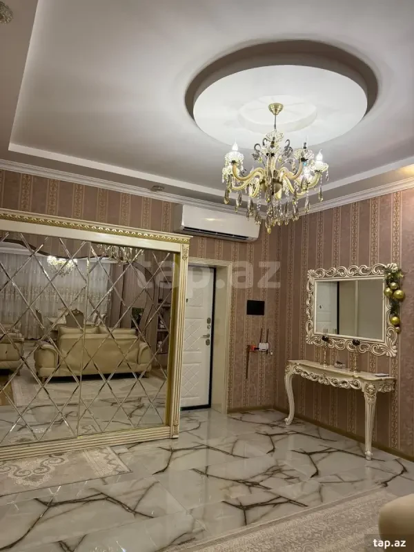 Kirayə verilir 3 otaqlı yeni tikili 144 m²