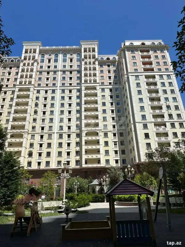 Satılır 2 otaqlı yeni tikili 84 m²