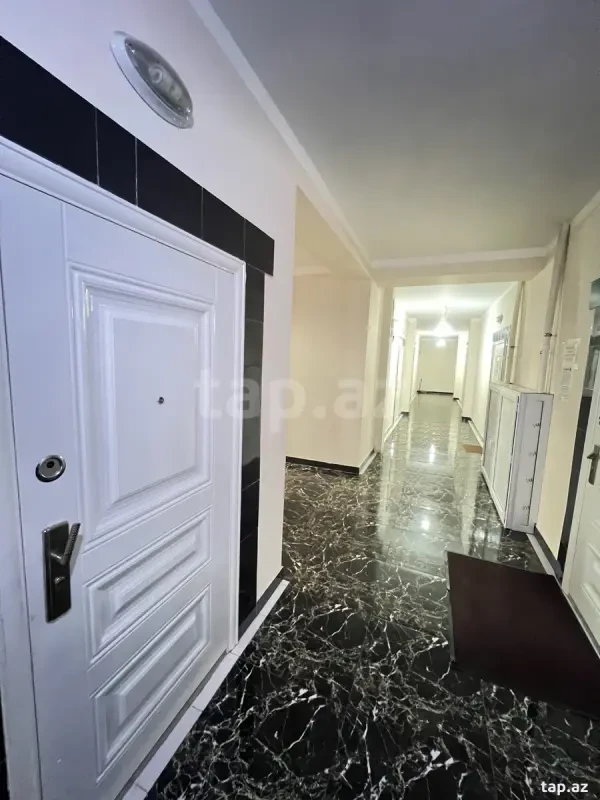 Kirayə verilir 1 otaqlı yeni tikili 32 m²