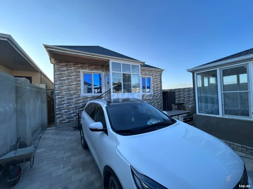 Satılır 3 otaqlı həyət evi 90 m²