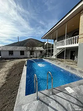 Kirayə verilir 5 otaqlı həyət evi 150 m² — Şəki 5 otaq 150.00 m²