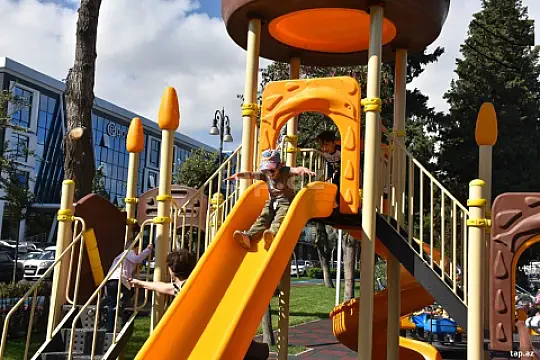 Kirayə verilir 2 otaqlı mənzil 50 m² — Bakı 2 otaq 50.00 m²