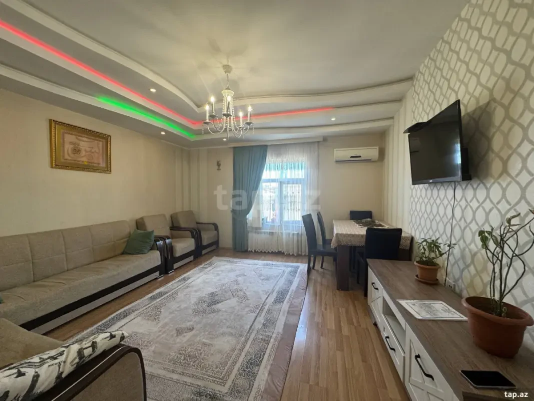 Satılır 3 otaqlı yeni tikili 75 m²