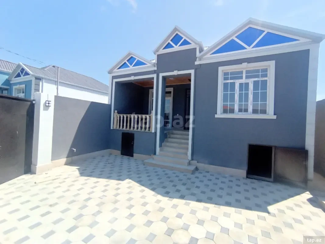 Satılır 4 otaqlı həyət evi 120 m²
