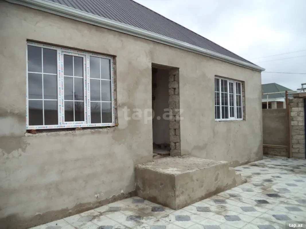 Satılır 3 otaqlı həyət evi 110 m²