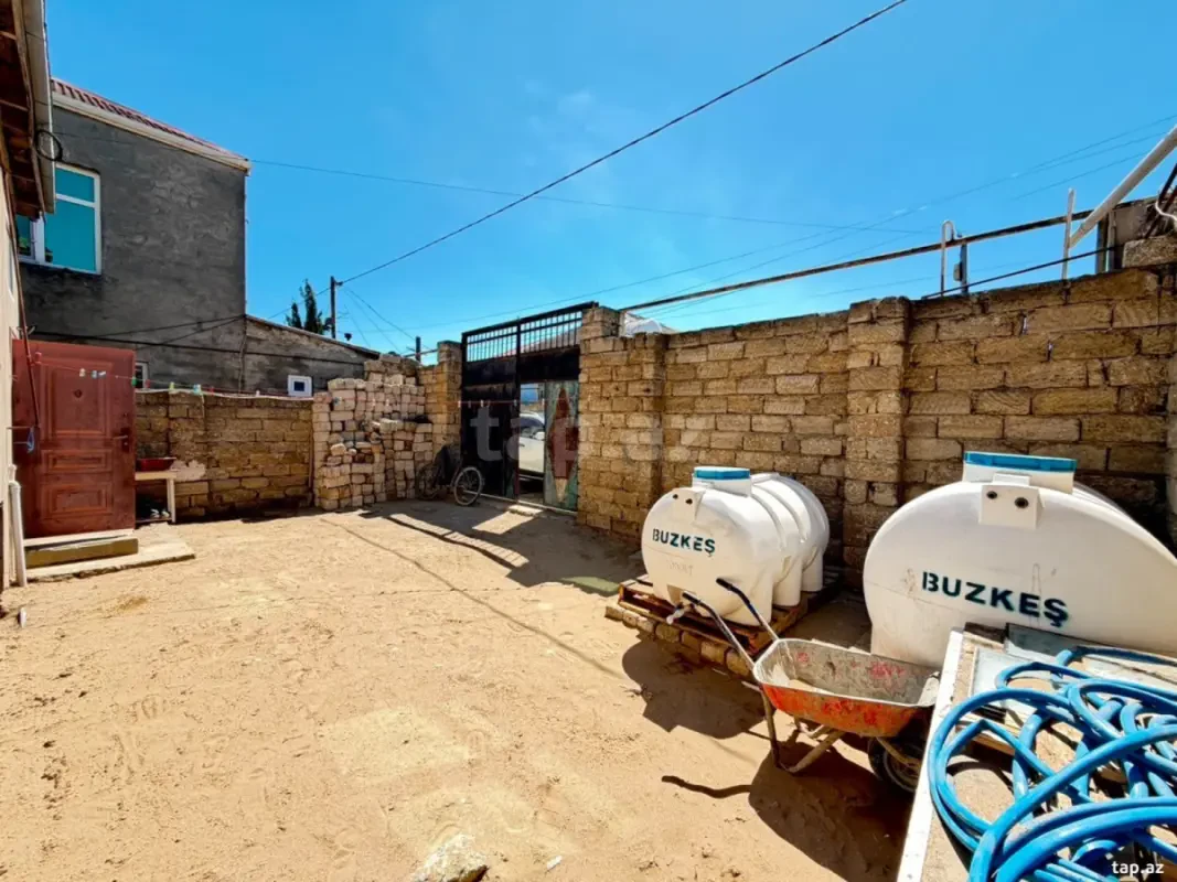 Satılır 3 otaqlı həyət evi 100 m²