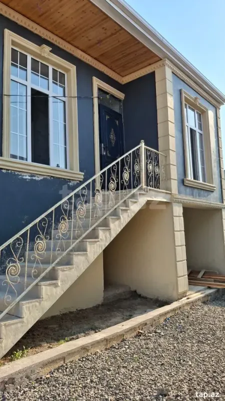 Satılır 3 otaqlı həyət evi 110 m²