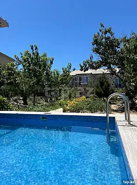 Kirayə verilir 3 otaqlı həyət evi 200 m² — Bakı, Buzovna 3 otaq 200.00 m²