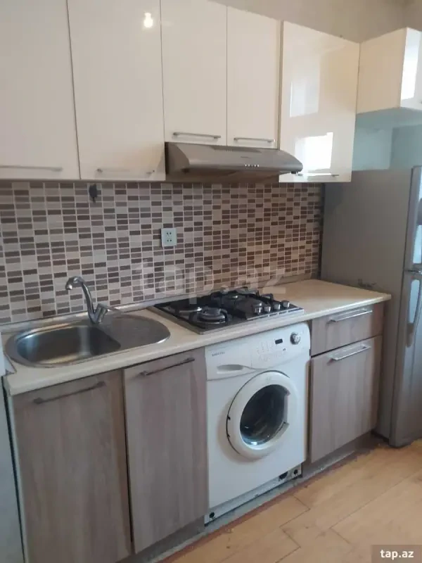 Kirayə verilir 1 otaqlı yeni tikili 41 m²