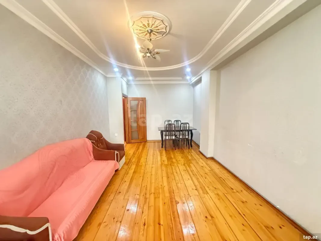 Kirayə verilir 2 otaqlı yeni tikili 65 m²