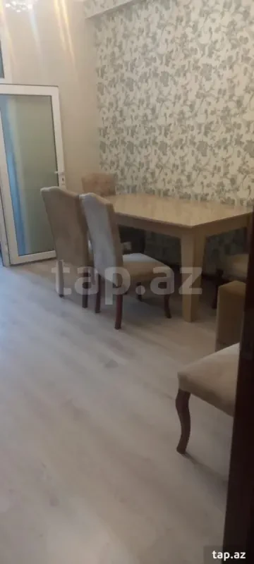 Kirayə verilir 2 otaqlı yeni tikili 50 m²