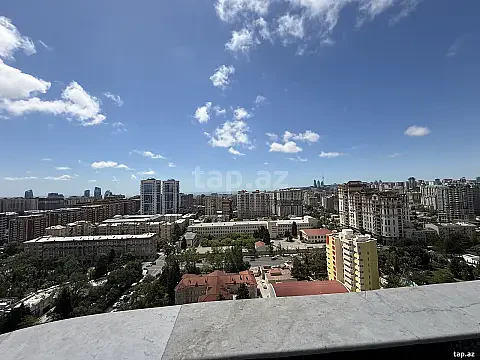 Satılır 4 otaqlı yeni tikili 230 m² — Bakı 4 otaq 230.00 m²