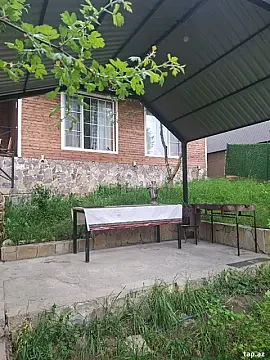 Kirayə verilir 4 otaqlı həyət evi 90 m² — Quba 4 otaq 90.00 m²