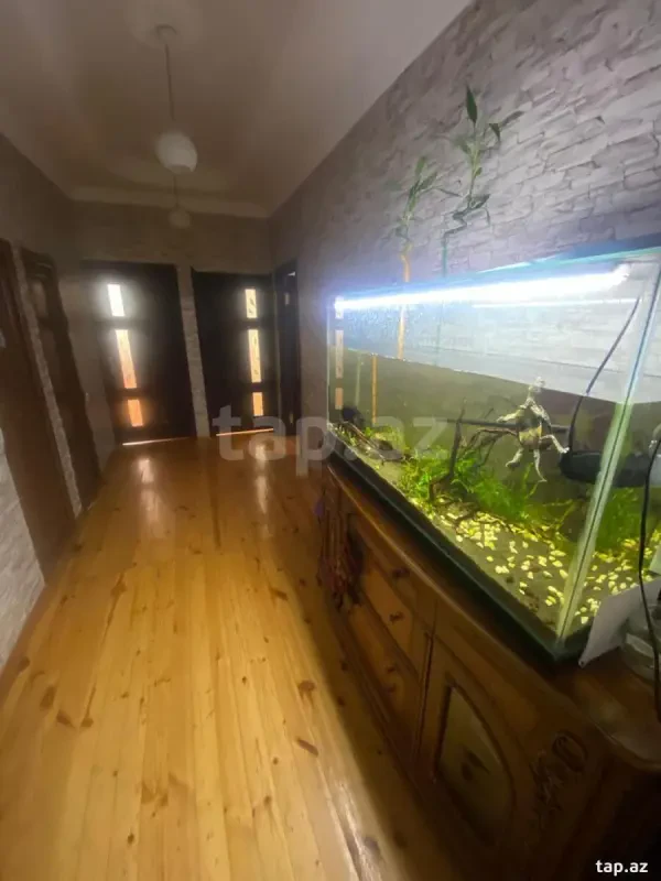 Satılır 3 otaqlı həyət evi 200 m²