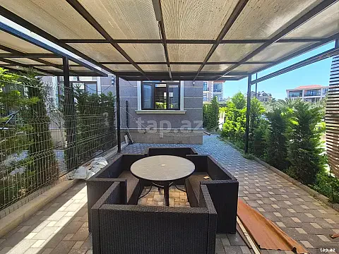 Kirayə verilir 2 otaqlı həyət evi 80 m² — Bakı, Buzovna 2 otaq 80.00 m²