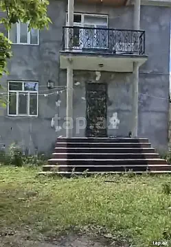 Kirayə verilir 4 otaqlı həyət evi 200 m² — Oğuz 4 otaq 200.00 m²