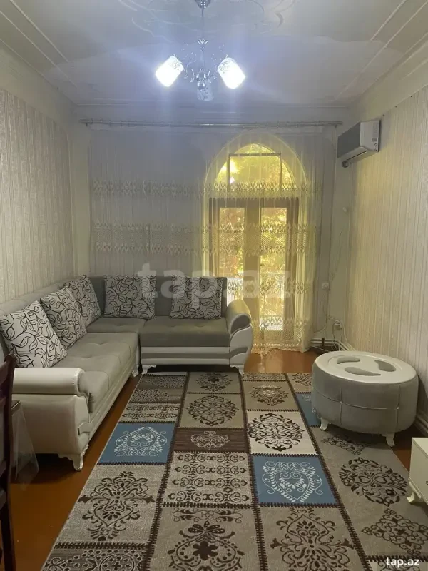 Kirayə verilir 2 otaqlı mənzil 42 m²