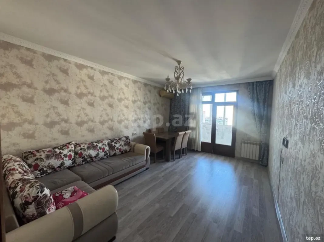 Kirayə verilir 3 otaqlı yeni tikili 80 m²
