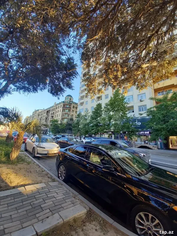 Kirayə verilir 2 otaqlı yeni tikili 57 m²