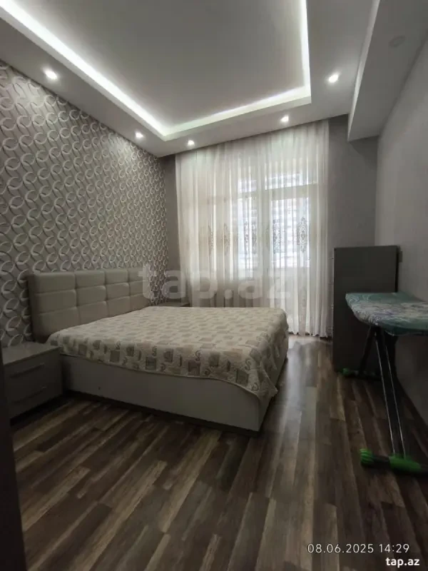 Kirayə verilir 2 otaqlı yeni tikili 55 m²