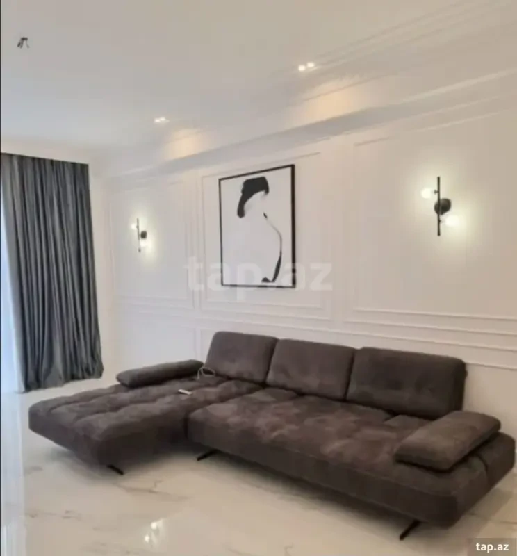 Kirayə verilir 3 otaqlı yeni tikili 156 m²