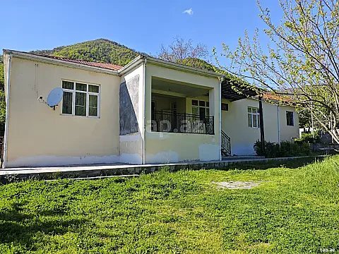 Kirayə verilir 5 otaqlı həyət evi 120 m² — Bakı 5 otaq 120.00 m²