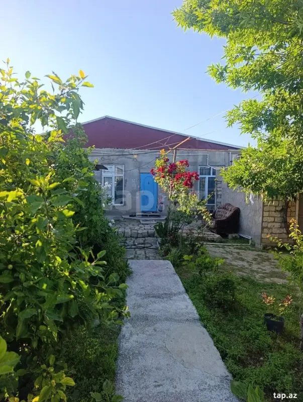 Satılır 4 otaqlı həyət evi 110 m²