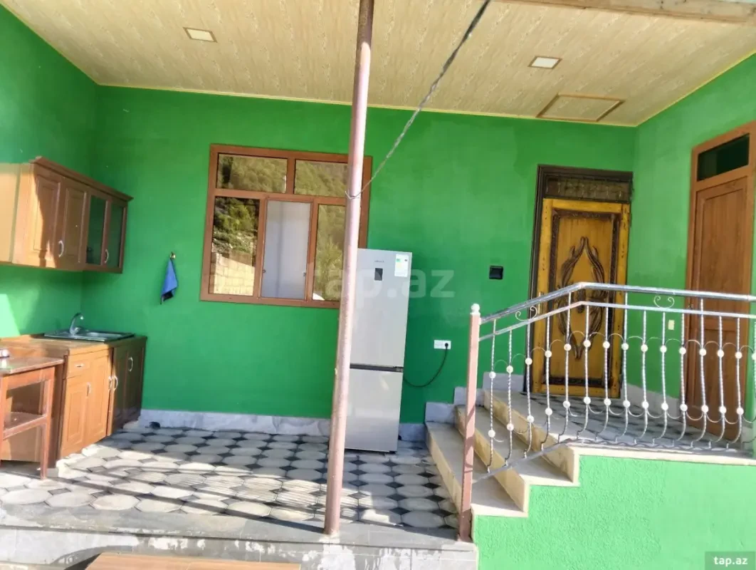 Kirayə verilir 3 otaqlı həyət evi 96 m²