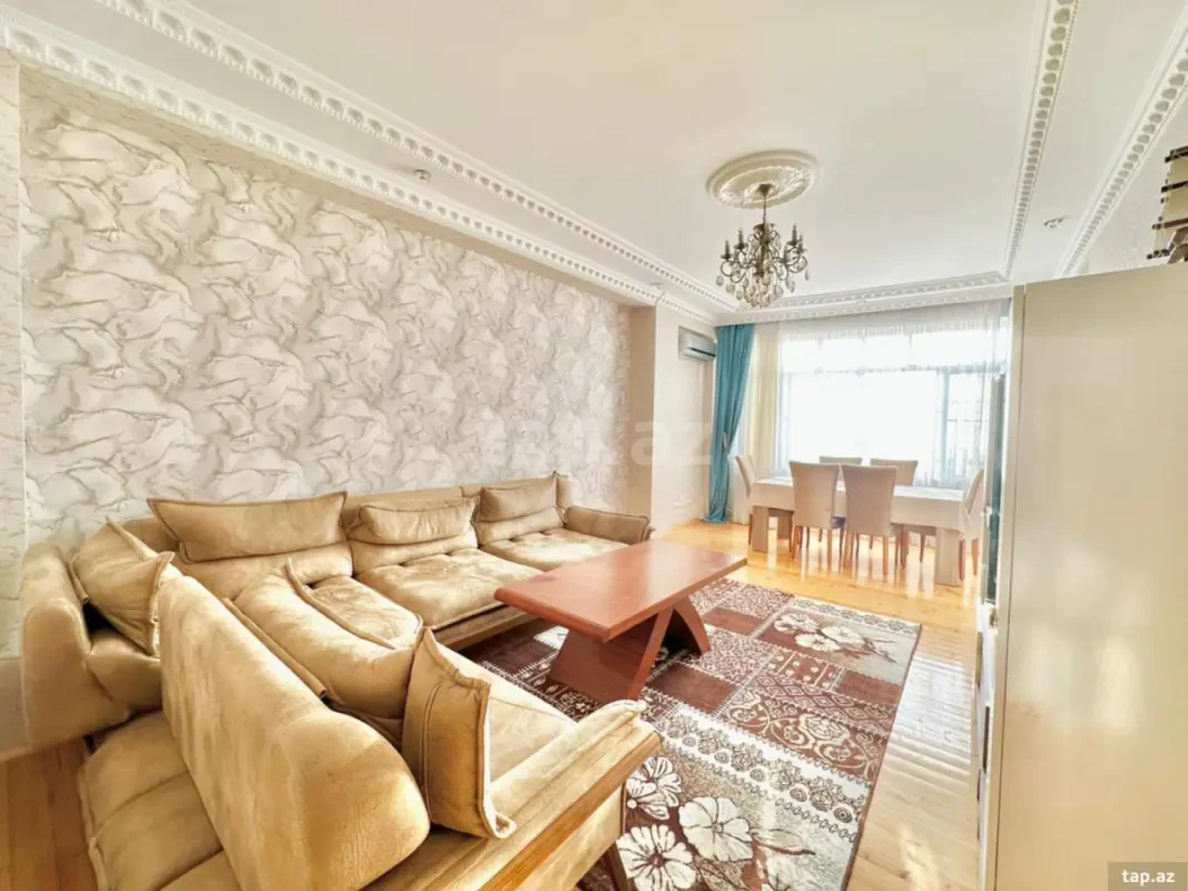Satılır 3 otaqlı yeni tikili 110 m²
