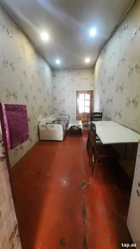 Kirayə verilir 2 otaqlı mənzil 45 m²