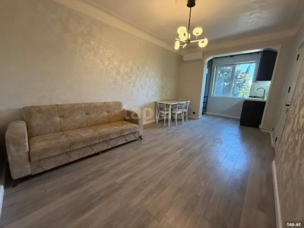 Kirayə verilir 2 otaqlı mənzil 40 m²