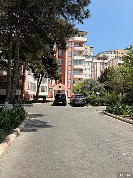 Kirayə verilir 4 otaqlı yeni tikili 160 m² — Bakı 4 otaq 160.00 m²
