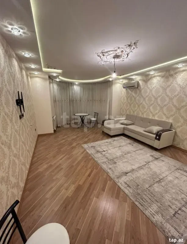 Kirayə verilir 2 otaqlı yeni tikili 62 m²