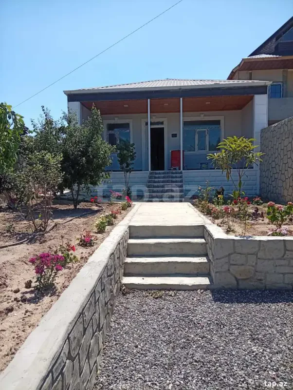 Satılır 3 otaqlı həyət evi 100 m²