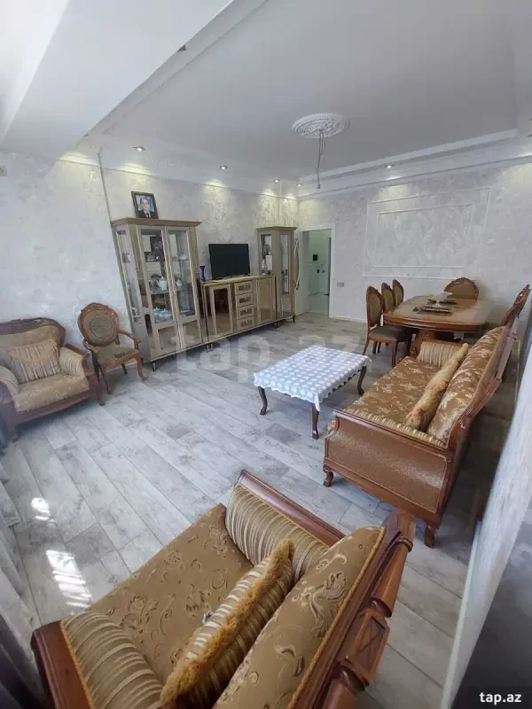 Kirayə verilir 2 otaqlı yeni tikili 75 m²