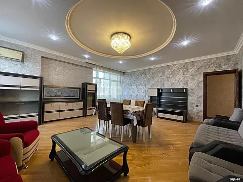 Satılır 3 otaqlı yeni tikili 150 m² — Bakı 3 otaq 150.00 m²