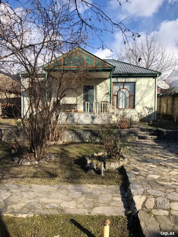 Kirayə verilir 4 otaqlı həyət evi 170 m²