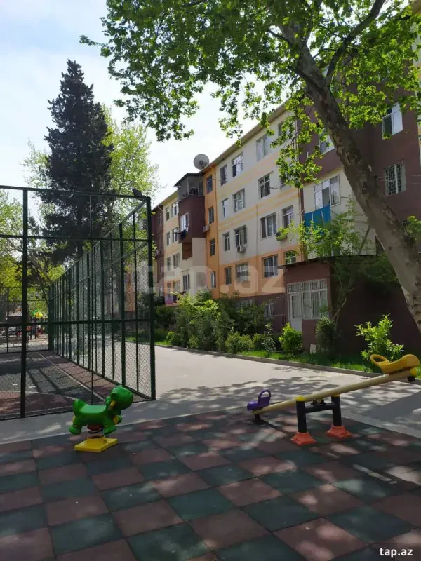 Kirayə verilir 2 otaqlı mənzil 60 m²