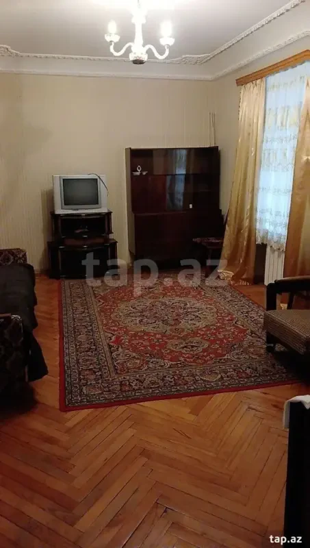 Kirayə verilir 2 otaqlı mənzil 45 m²