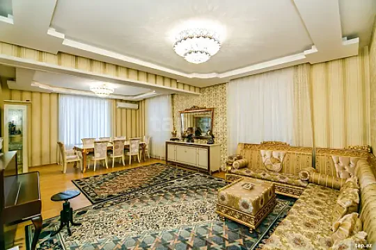Kirayə verilir 7 otaqlı həyət evi 1000 m² — Bakı 7 otaq 1000.00 m²