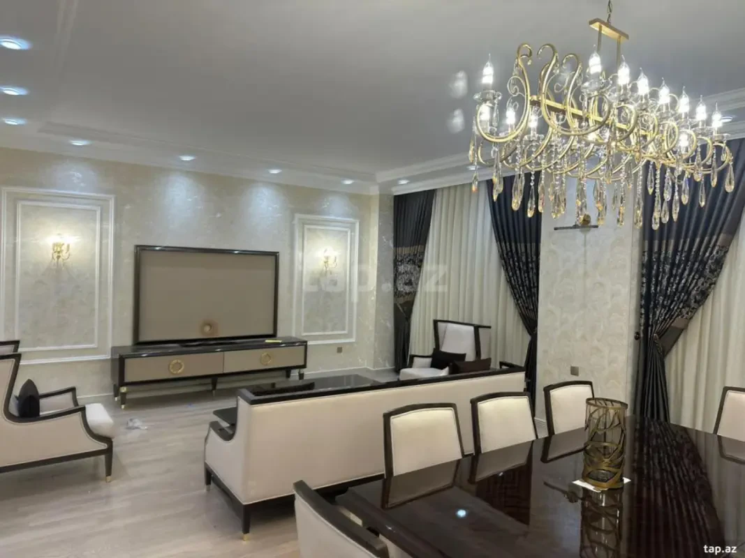 Satılır 3 otaqlı yeni tikili 190 m²