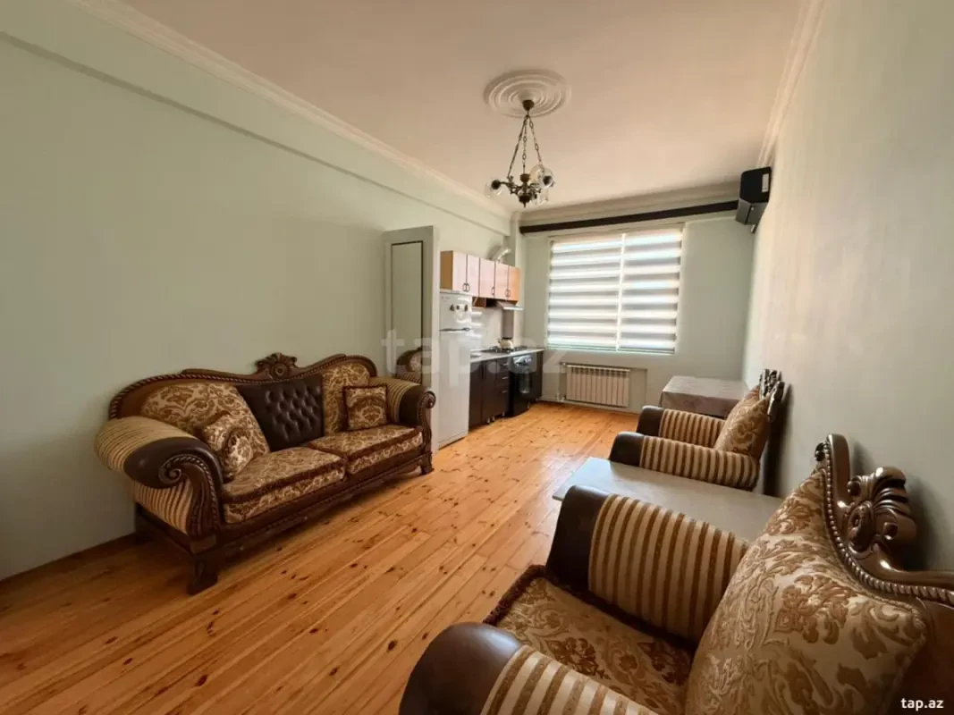 Kirayə verilir 2 otaqlı yeni tikili 60 m²