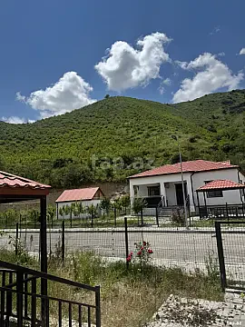 Kirayə verilir 2 otaqlı həyət evi 90 m² — Laçın 2 otaq 90.00 m²