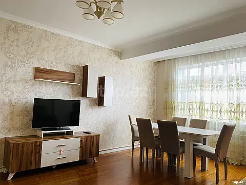 Kirayə verilir 2 otaqlı yeni tikili 75 m² — Bakı 2 otaq 75.00 m²